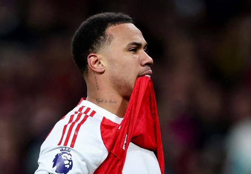 战略放弃?曼城逆境中夺冠,阿森纳魔咒继续,但两冠梦想依旧闪耀